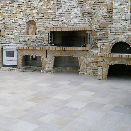 Kamares Apartments Εε Poros Town Esterno foto