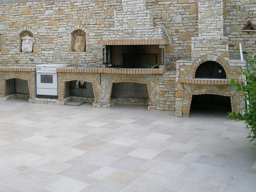 Kamares Apartments Εε Poros Town Esterno foto